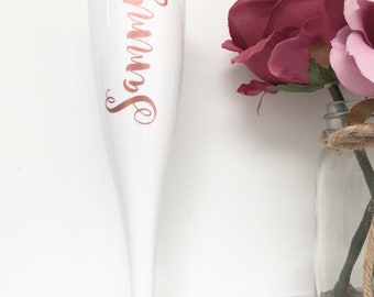 White personalised flute, champagne flute, plastic wine glass, hen party glasses, hen weekend plastic glasses, bridesmaid prosecco glasses