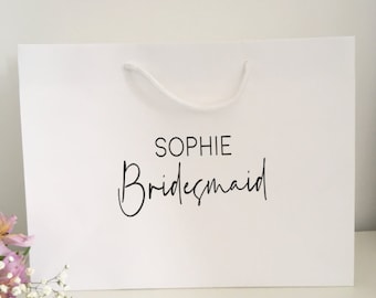 Bridesmaid gift bag, white gift bag, personalised bridesmaid gift, personalised wedding day gift bag, bridal party gift bag, wedding morning
