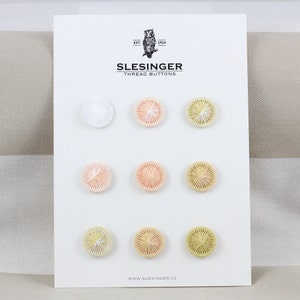 Designer voorbeeldkaart nr. 03 - SLESINGER'S VINTAGE BUTTONS Victoria 26" (15,5mm) - Lees beschrijving***