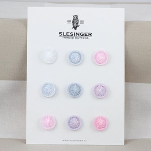 Designer voorbeeldkaart nr. 06 - SLESINGER'S VINTAGE BUTTONS Victoria 26" (15,5mm) - Lees beschrijving***