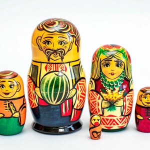 Matryoshka doll Wooden dolls Nesting dolls Babushka dolls Gift for mom Original painting Kids room Wood toys Ukraine art Ukraine doll