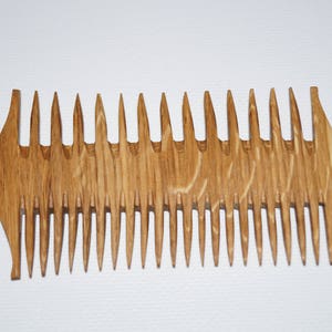 Wooden comb Beautiful comb Comb natural wood Comb hair Comb oak wood Wood comb gift Women comb Handmade comb Natural hair care Woodworking