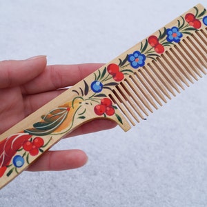 Hand painted comb Petrykivka comb Ukrainian gift Gift for girl Natural comb Valentine gift Wooden hairbrush Mother gift Eco friendly for her image 2