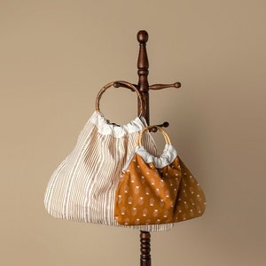 【BAON】Bunta Leather Zip-Up Jumper The Beechwood Bag - PDF Sewing Pattern - Bamboo Handle Bag