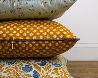 The Essential Piped Pillow Sewing Pattern: Invisible Zipper, 17.5" Square (PDF Pattern)