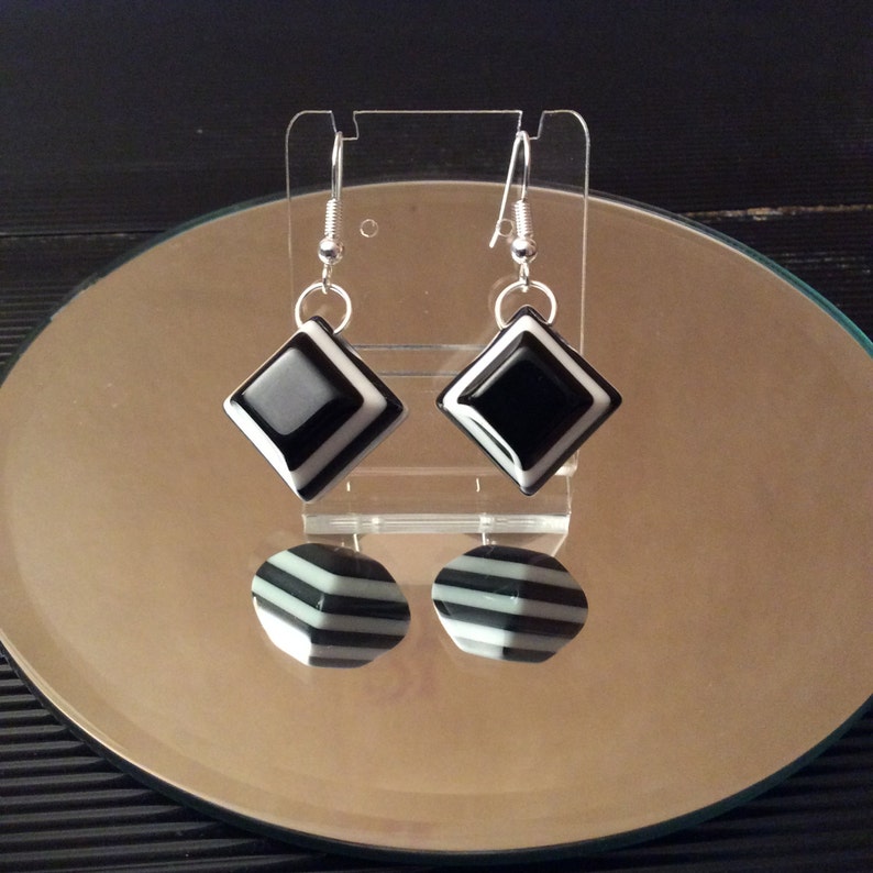 Stripy diamond earrings
