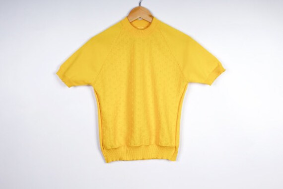 yellow jersey top