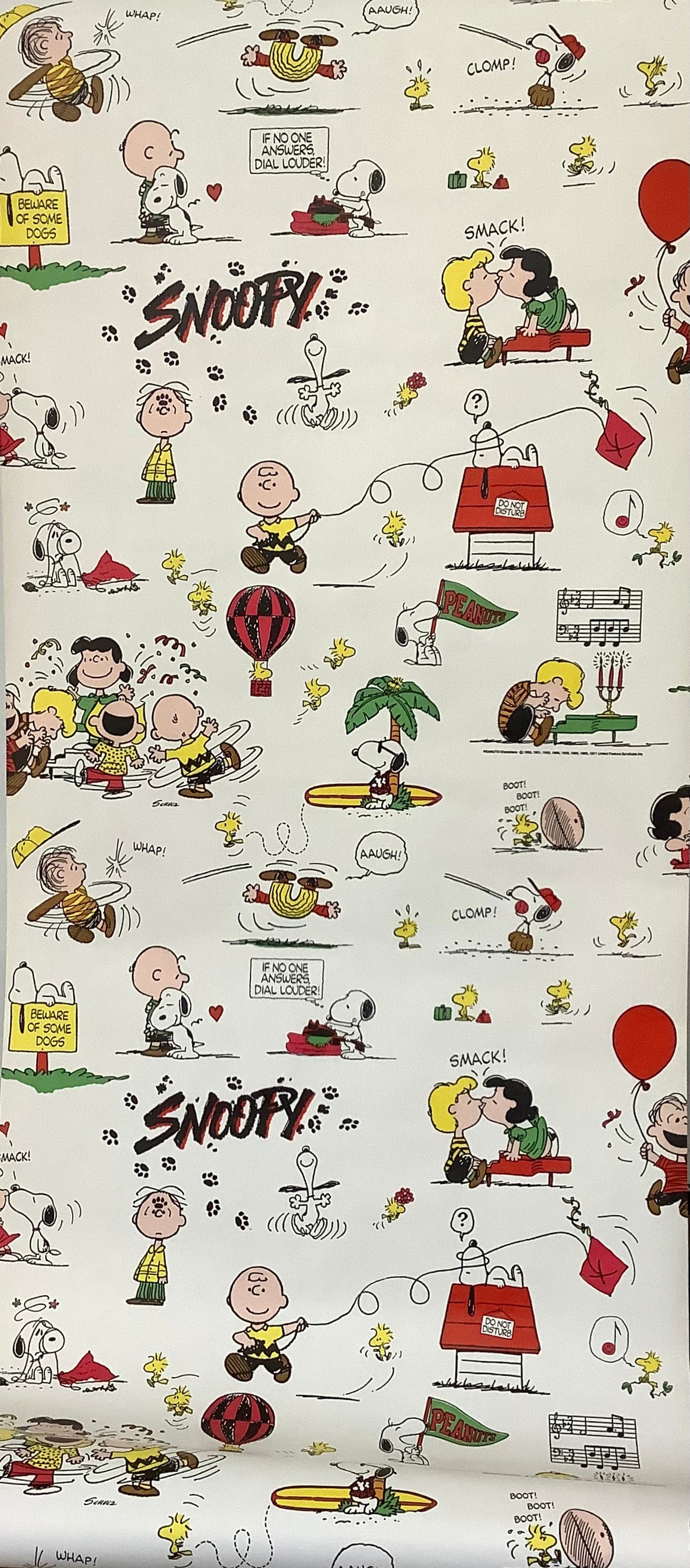 Snoopy Vintage Wallpaper Rare by the yard - Wall Art - Feature Wall - Crafting