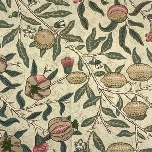 William Morris Fruit Major Lemons & Pomegranate Stoff Vintage FQ Remnant