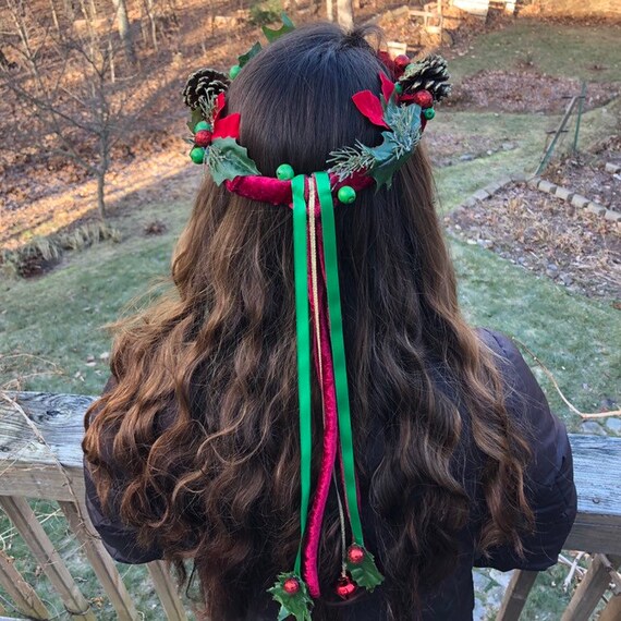 Christmas Holiday Wearable Wreath Nature Headband Red Green Elf Costume Crown