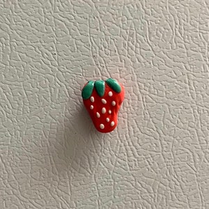 Mini Strawberry Magnet – Handmade Clay Fruit Decor