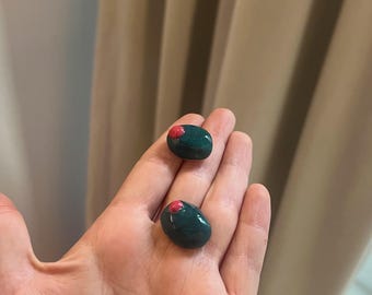 Green Olive Clay Magnet, Miniature Food Sculpture, Mediterranean Kitchen Decor, Handmade Unique Fridge Magnet