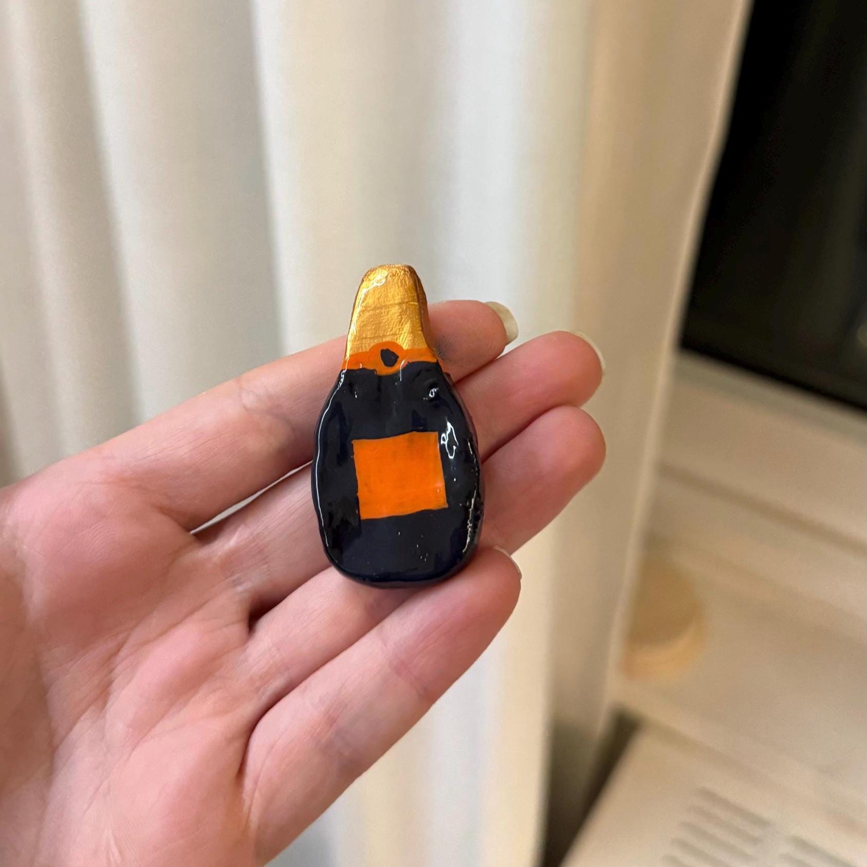 Champagne Bottle Magnet – Clay Fridge Magnet – Elegant Kitchen Decor – Handmade Unique Celebration Gift
