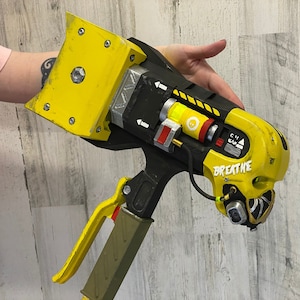 Caustic Heirloom Death Hammer Battle Royale 3D Printed Prop Toy Fan Art Decor
