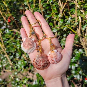 Real Scallop Seashell Keychain with Beaded Charm | Bag Charm