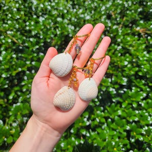 Real Cross-Barred Venus Clam Seashell Keychain with Beaded Charm | Bag Charm