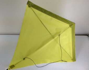 Fun and Easy 24" Diamond Kite