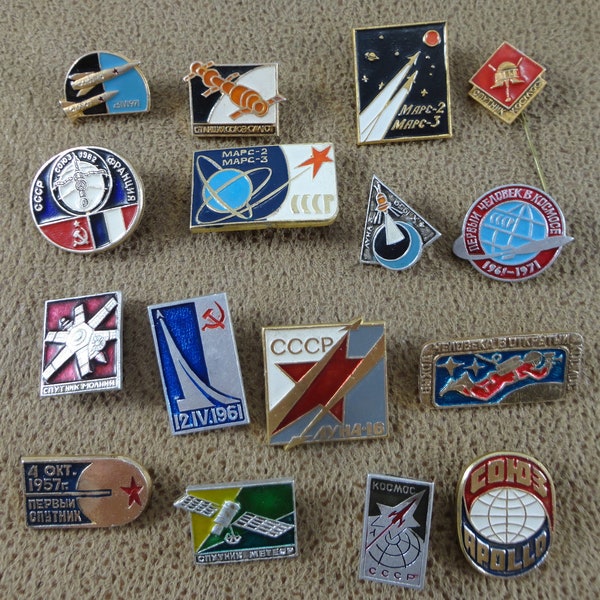 Soviet Space Theme. Souyuz Apollo, Man in Outer Space, Salyut, Soyuz 10, First Artificial Satellite, Mars 2. Vintage Enameled Pins