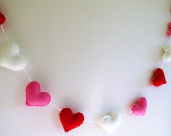 Valentine's day / nursery/ baby girl felt heart garland / bunting / banner in pink, red, and white
