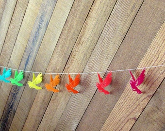 Paper flying bird garland / banner / bunting in rainbow /party