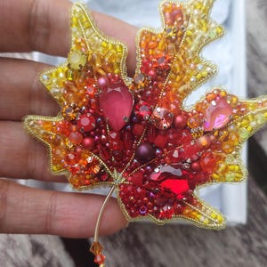 Handmade Beaded Maple Leaf Brooch , Autumn Jewelry, Fall Colors Statement Pin, Gift for Her