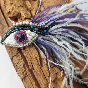 Handgefertigte Evil Eye Brosche, Swarovski Auge Schmuck Schmuck, Geschenk für Mama, personalisierte Eye Brosche Pin, Wimper