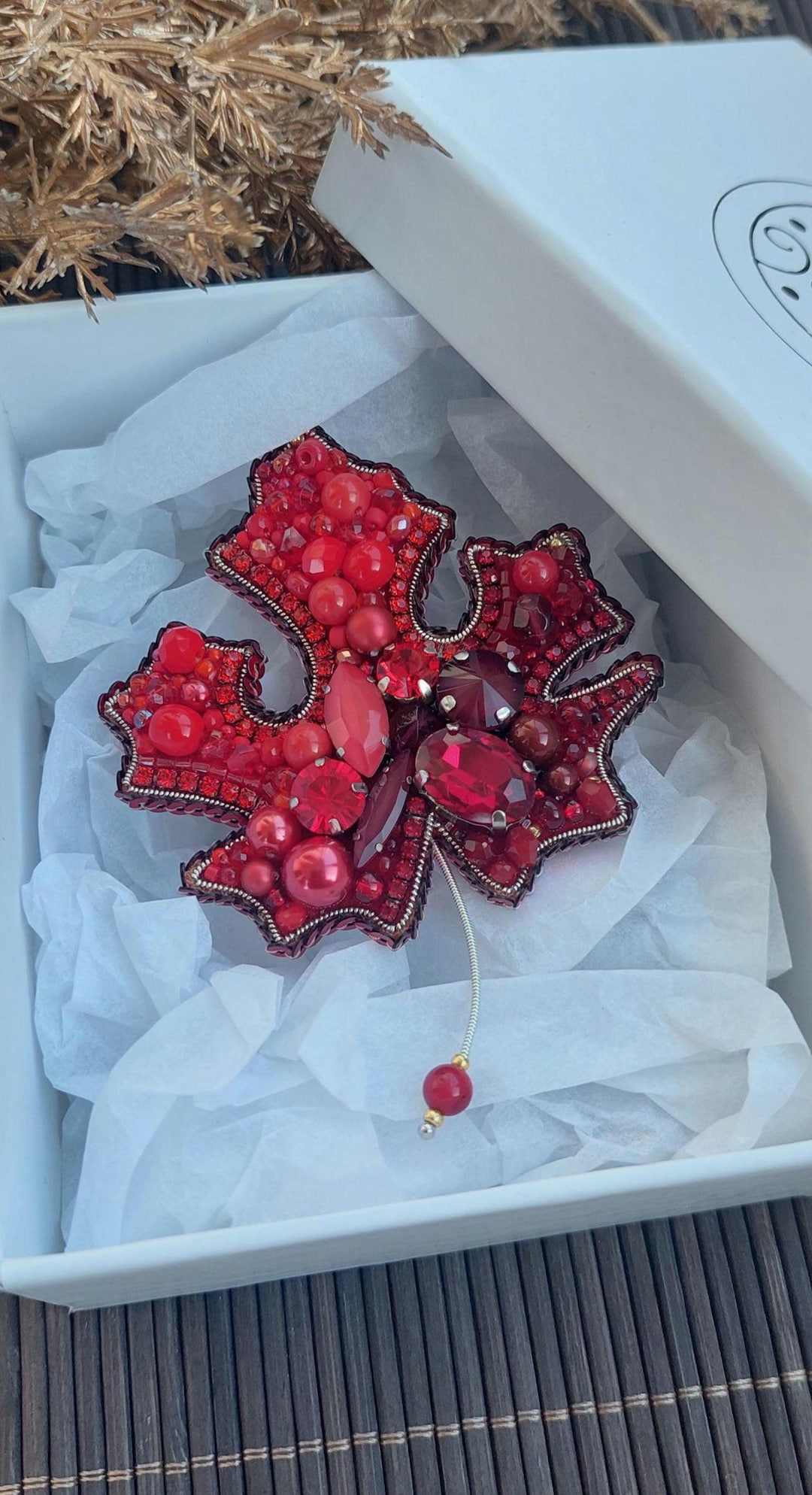 Broche feuilles de cristal - France