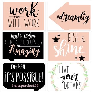Puede incluir: Conjunto de seis tarjetas de citas motivacionales imprimibles con texto en blanco y negro sobre fondos rosa y negro. Las citas incluyen "work will work", "make today ridiculously amazing", "#dreambig", "rise & shine", "oh yea... it's possible!" y "live your dreams".