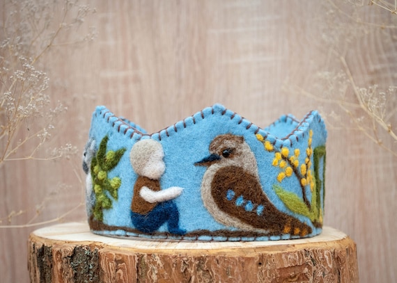 Waldorf  Personalized crown, Wool birthday crown for boy, light blue, bird, koalla, felt birthday crown, autumn birthday boy,