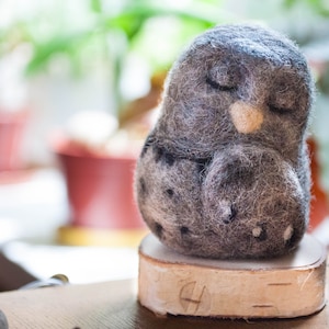 Needle Felted Owl, felt Owl, felt owl baby shower, Waldorf animals,needle felt christmas decoration, bird, wool Owl,  bird ornament,