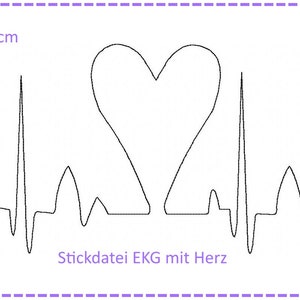 Peut inclure: Un dessin au trait noir et blanc d'une forme de cœur superposé à un motif de rythme cardiaque ECG. Le texte "Stickdatei EKG mit Herz" est sous l'image.