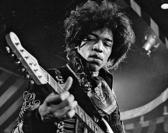 Musician Jimi Hendrix - 8X10 or 11X14 Publicity Photo (AB-886)