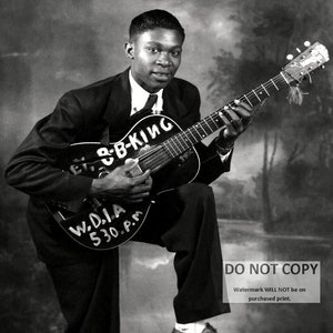 B.B. King Early Portrait of Legendary Bluesman Guitar Player 8X10 or 11X14 WDIA Publicity Photo (ZZ-057)