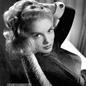 Actress Janet Leigh - 5X7, 8X10 or 11X14 Publicity Photo (FB-343)