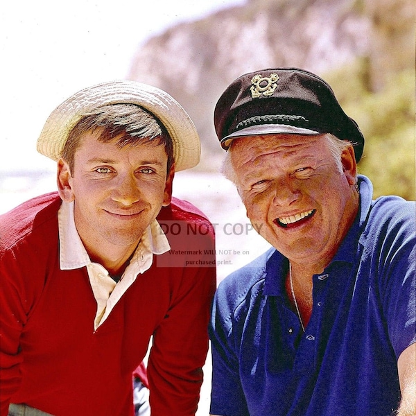 Bob Denver & Alan Hale, Jr. In "Gilligan's Island" - 5X7, 8X10 or 11X14 Publicity Photo (FB-052)