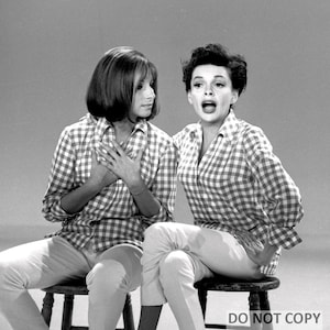 Barbra Streisand on &quot;The Judy Garland Show&quot; in 1963 - 5X7, 8X10 or 11X14 Publicity Photo (NN-179)