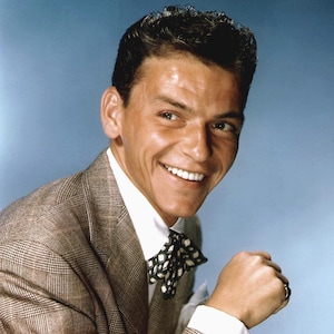 Legendary Entertainer Frank Sinatra and Rat Pack Leader - 5X7, 8X10 or 11X14 Early Publicity Photo (EP-738)