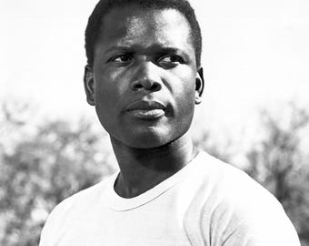 Sidney Poitier in the Film "Lilies of the Field" - 5X7, 8X10 or 11X14 Publicity Photo (DD-306)