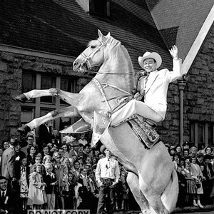 Roy Rogers and His Horse Trigger Singing Cowboy and Actor - 5X7 or 8X10 Publicity Photo (EP-013)