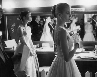 Audrey Hepburn and Grace Kelly Backstage at the 1956 Oscars - 5X7, 8X10 or 11X14 Publicity Photo (AZ212) [LG-181]