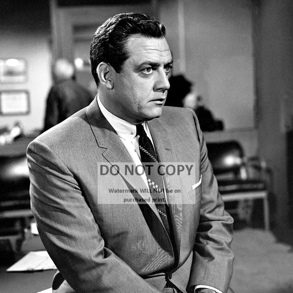Raymond Burr in The TV Program "Perry Mason" - 5X7, 8X10 or 11X14 Publicity Photo (FB-215)