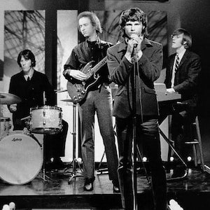 The Doors Rock Band Jim Morrison Ray Manzarek - 8X10 Photo (WW019)