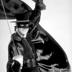 Guy Williams in the Television Program &quot;Zorro&quot; - 5X7, 8X10 or 11X14 Publicity Photo (AB-778)