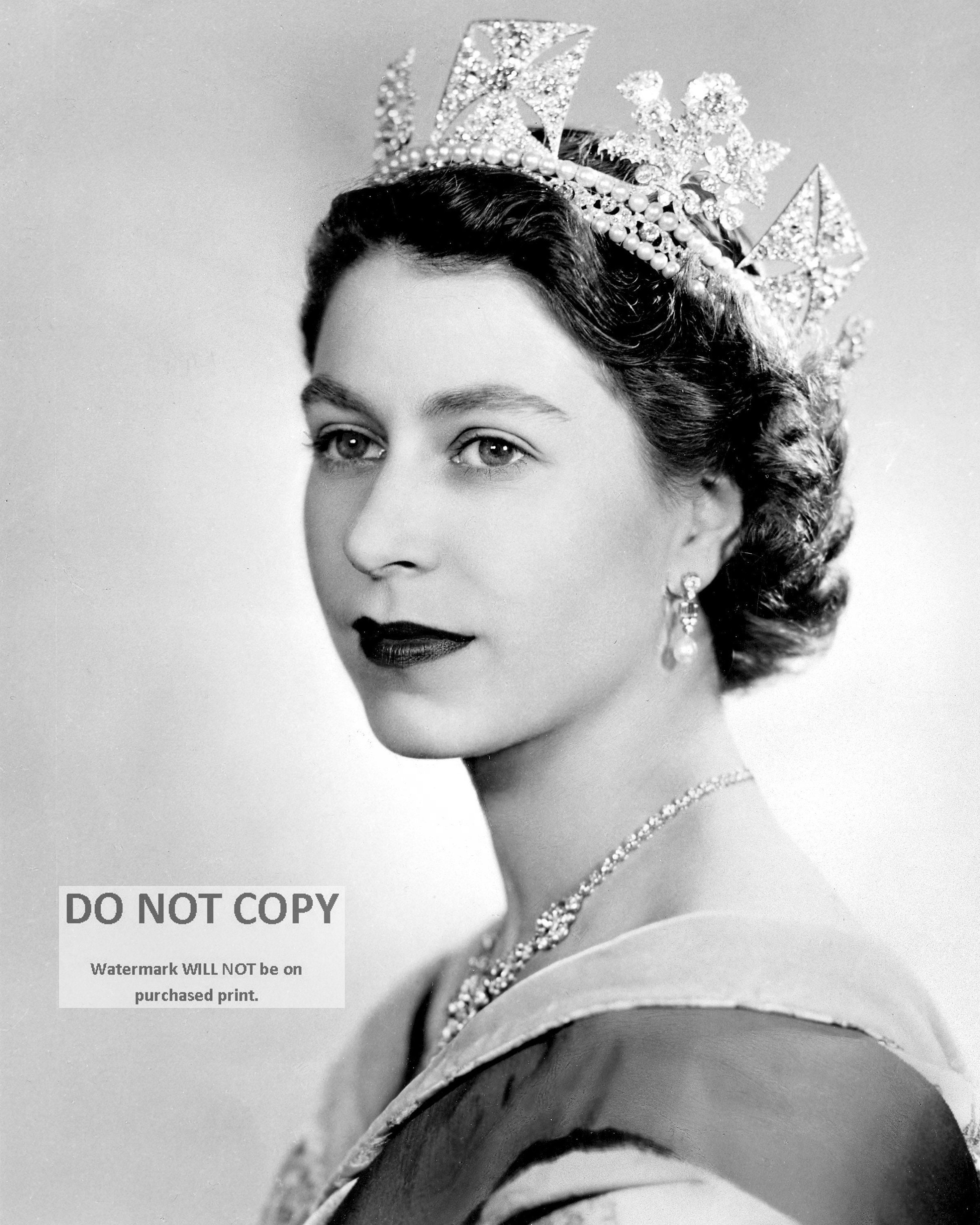 Her Majesty Queen Elizabeth II - 5X7, 8X10 or 11X14 Photo (CC-620