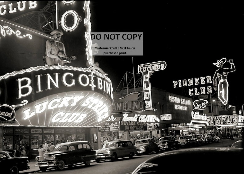 1950s Vintage Photo of the Las Vegas Strip 5X7, 8X10 or 11X14 Photo AA-317 LG-099 5X7 inches