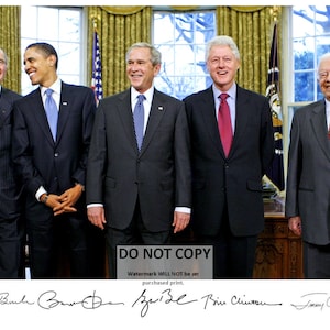 President George W. Bush, Barack Obama, Bill Clinton, George H.W. Bush and Jimmy Carter with Signatures* - 8X10 or 11X14 Photo (WW-038)