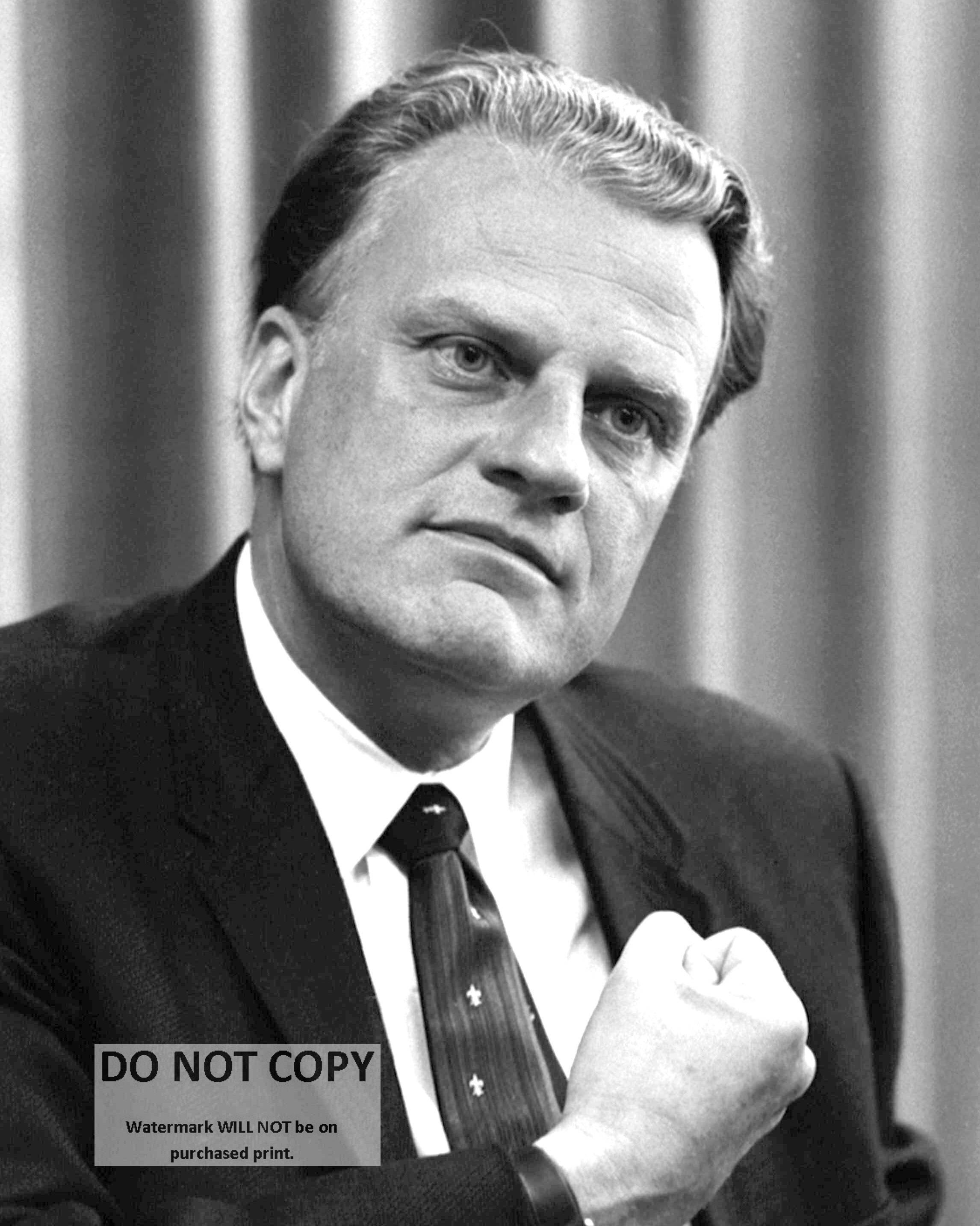 Rev. Billy Graham - 5X7, 8X10 or 11X14 Photo (AZ-415)