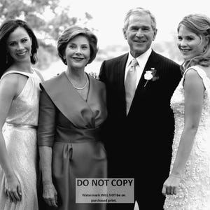 President George W. Bush with First Lady Laura Bush & Daughters Pre-Wedding - 8X10 or 11X14 Photo (BB-901)