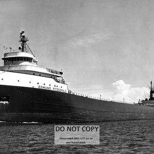SS Edmund Fitzgerald - 5X7, 8X10 or 11X14 Photo (DD-843)