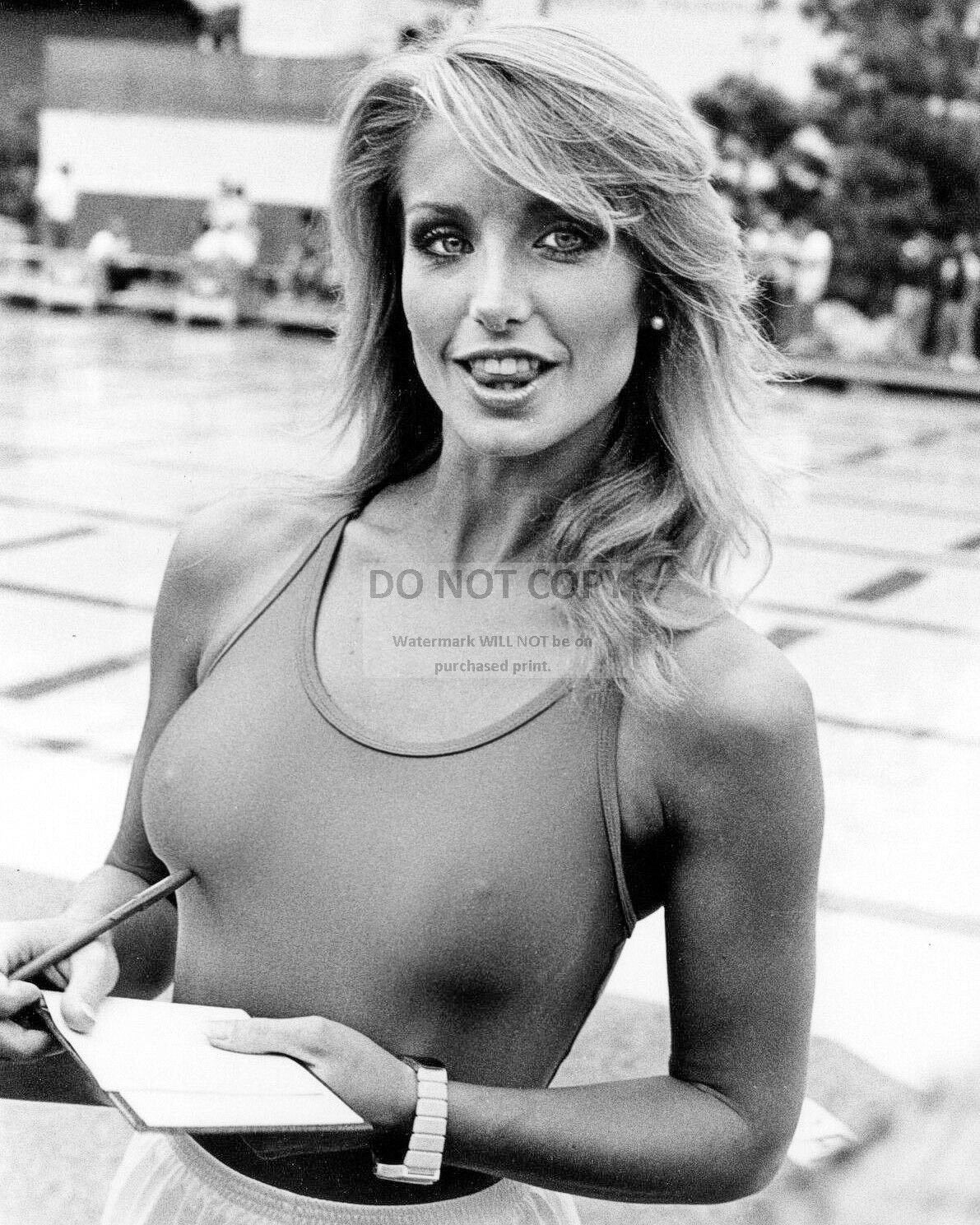 Linda Carter Topless - Etsy